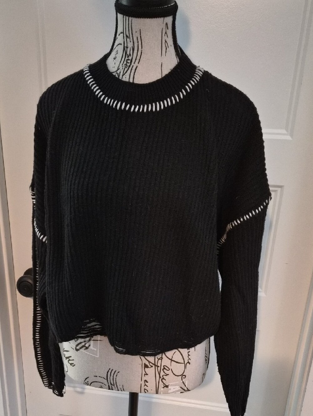 eesome Black Crewneck Sweater with White Contrast Stitch
